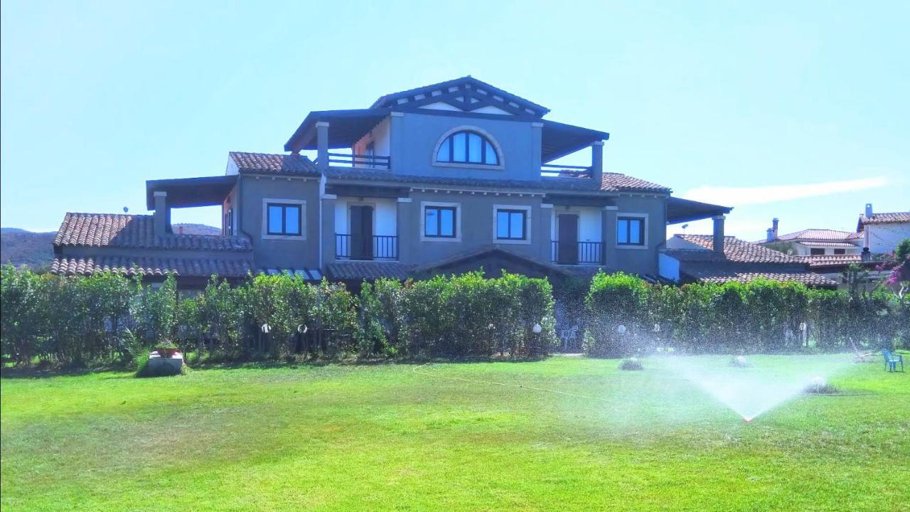 Villa Raffaello Porto San Paolo  Bagian luar foto