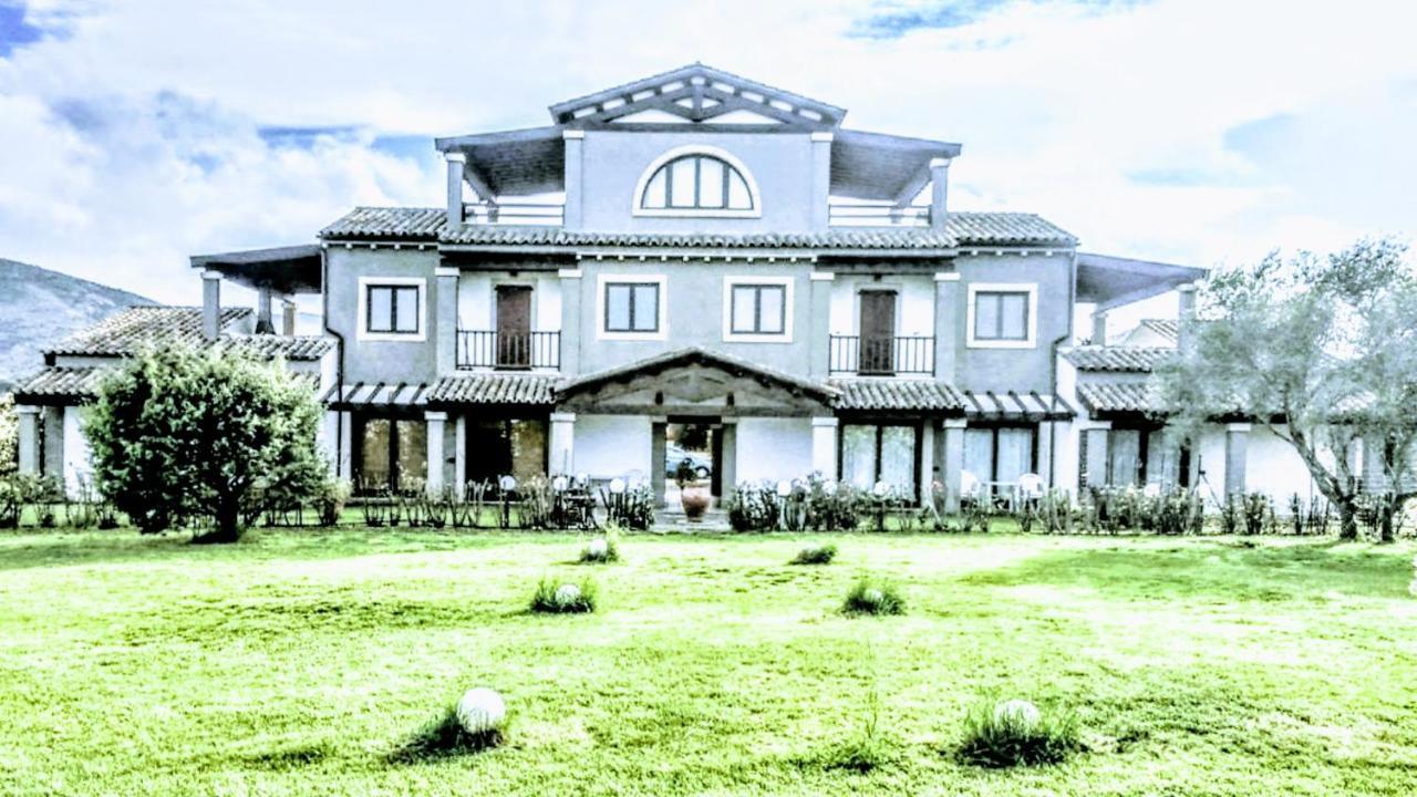 Villa Raffaello Porto San Paolo  Bagian luar foto